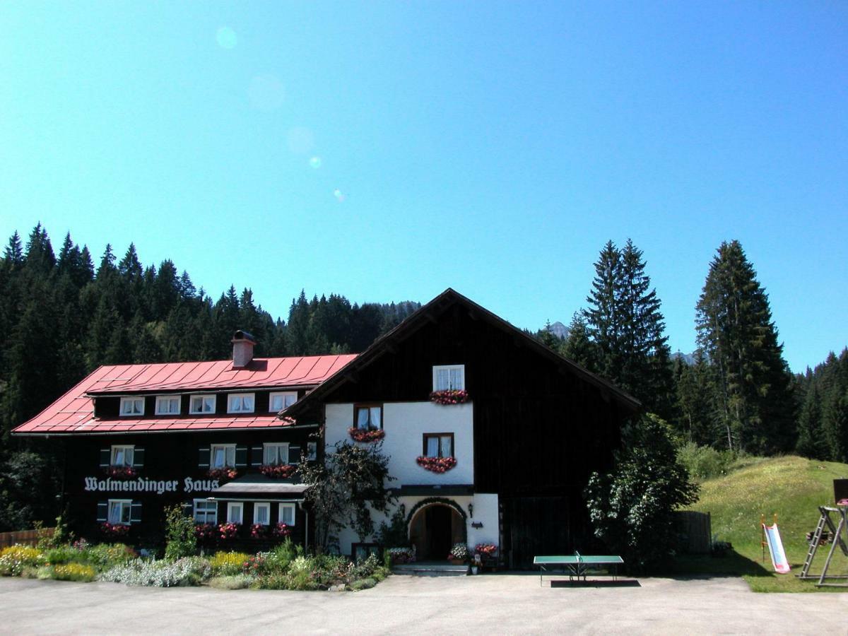 Walmendinger Haus Apartment Hirschegg  Exterior foto